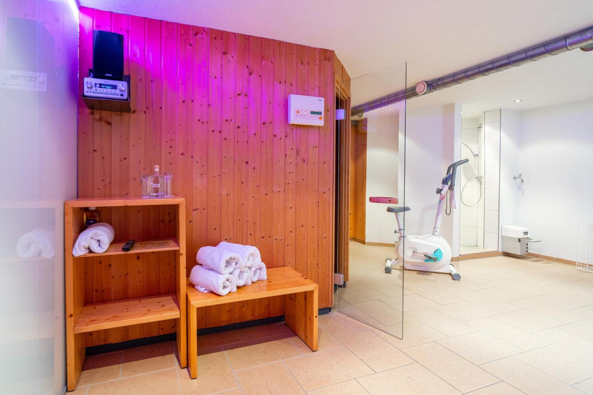 Hotel Garni Madrisa Brand  Exterior photo